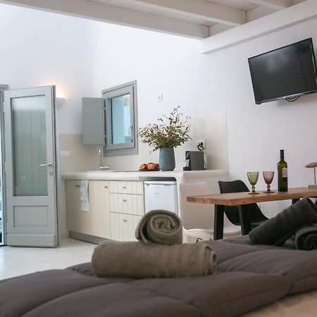 Shades Of White Villas Emporio  Екстер'єр фото